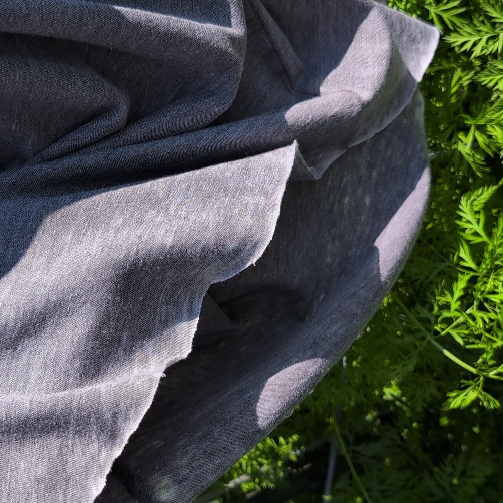 EXPRESS Heather Gray Cold Shoulder Tank Top - Picture 4 of 10